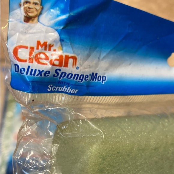 Mr. Clean Sponge Mop Refill with Scrubber Bundle - Picture 6 of 10